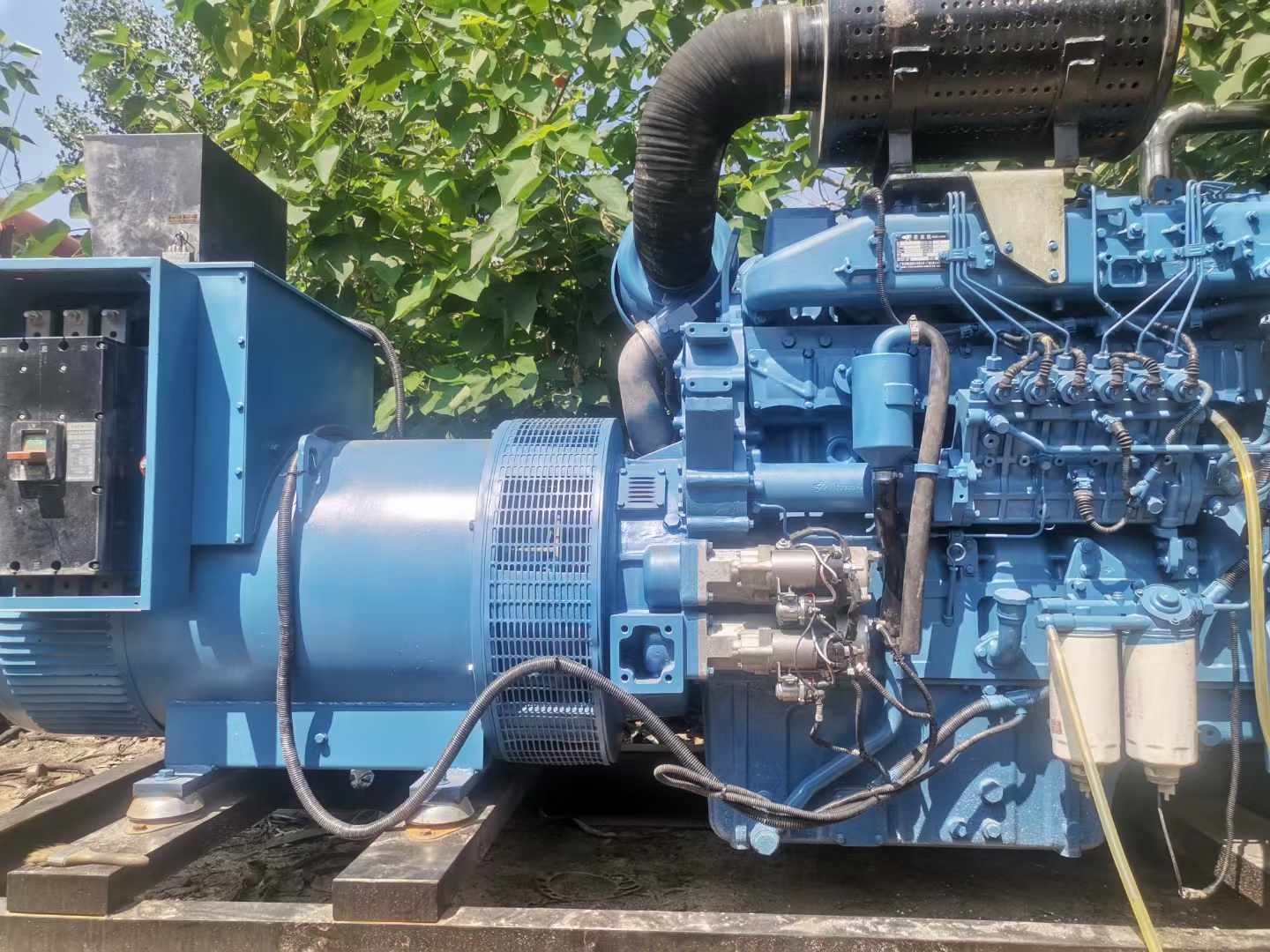 南岳详细说明降低 800kW 柴油发电机输出电流波动的方法