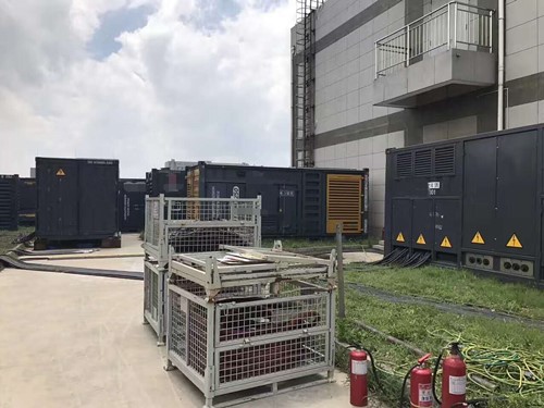 南岳除了定期检查，还有哪些方法可以及时发现接触式转速表探头的磨损？